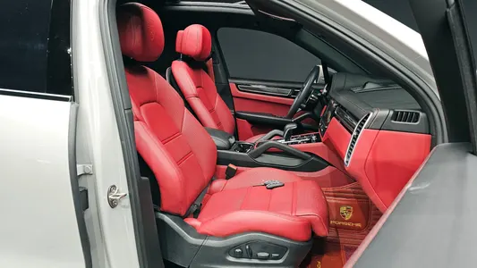 Porsche (PO536) 3.0 2023 11
