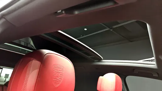 Porsche (PO536) 3.0 2023 18