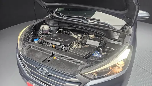 Hyundai Tucson 1.7 2WD 2015 6