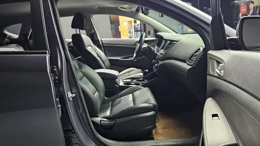 Hyundai Tucson 1.7 2WD 2015 11
