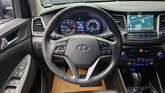 Hyundai Tucson 1.7 2WD 2015 13