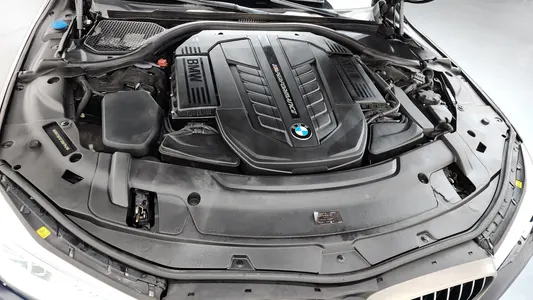 BMW 7 Series (G11) M760Li xDrive 2018 6