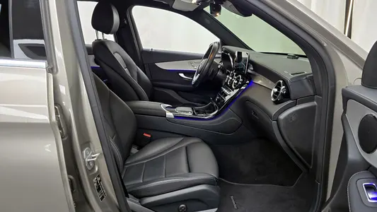 Mercedes-Benz GLC-Class X253 GLC300e 4MATIC 2020 11