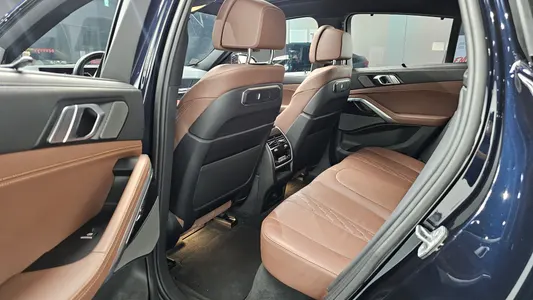 BMW X6 (G06) xDrive40i M 2023 26