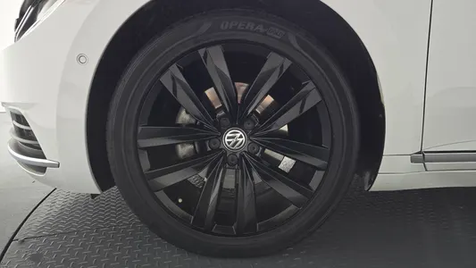 Volkswagen 아테온 2.0 TDI 2019 4