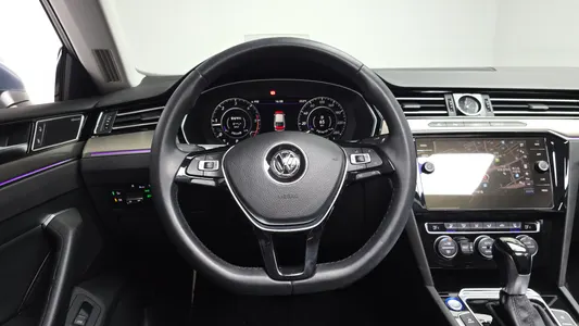 Volkswagen 아테온 2.0 TDI 2019 12