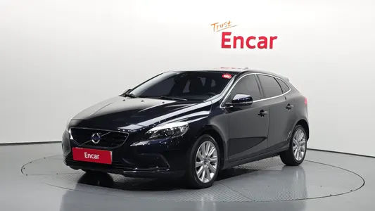 Volvo V40 D3 2015