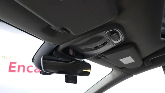 Volvo V40 D3 2015 27