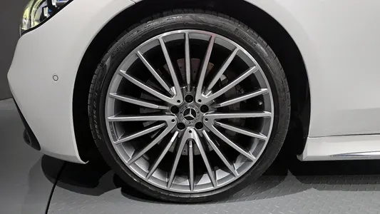 Mercedes-Benz S-Class W223 S500L 4MATIC 2024 5