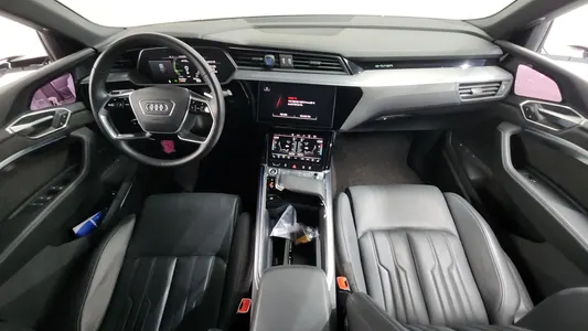 Audi e- 55 2021 6