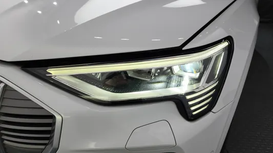 Audi e- 55 2021 22