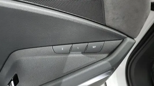 Audi e- 55 2021 30