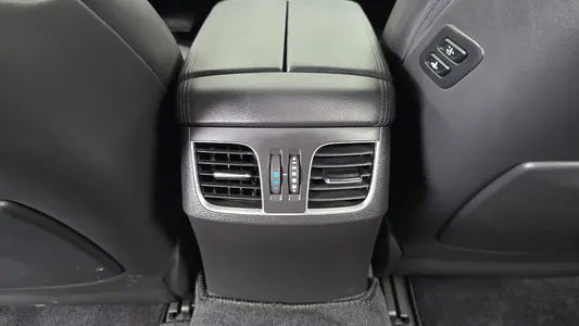 Hyundai DH G330 2015 18