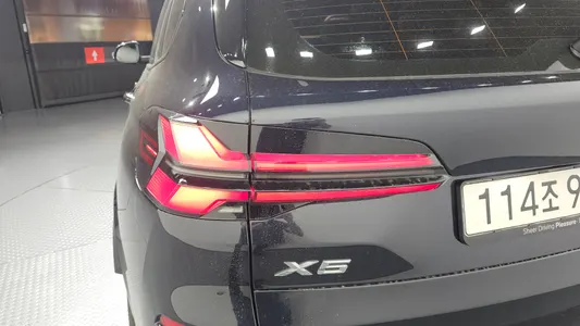 BMW X5 (G05) xDrive 40i M 2025 23