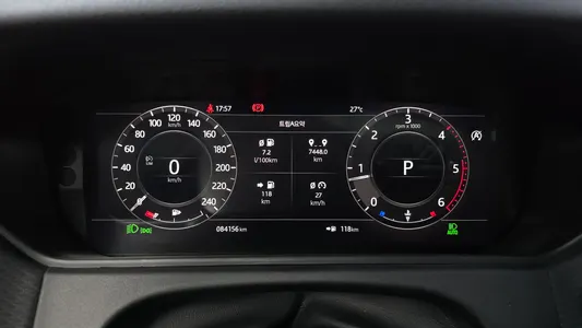 Land Rover 레인지로버 벨라 2.0 D240 SE 2018 7