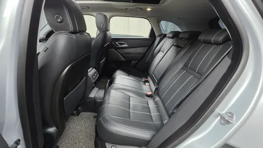 Land Rover 레인지로버 벨라 2.0 D240 SE 2018 11