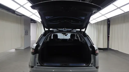 Land Rover 레인지로버 벨라 2.0 D240 SE 2018 17