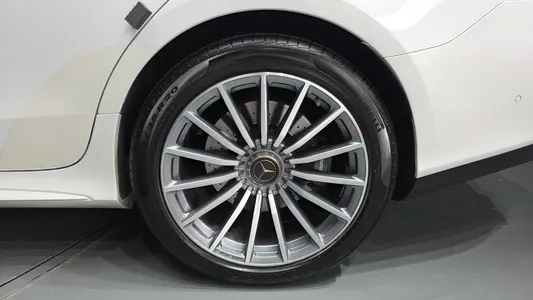 Mercedes-Benz AMG GT 4 43 4MATIC+ 2021 21