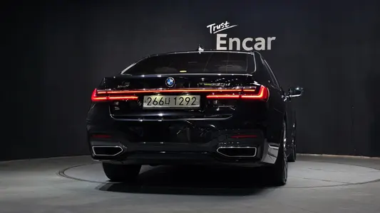 BMW 7 Series (G11) 730d xDrive M 2020 4
