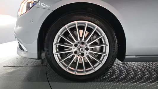 Mercedes-Benz E-Class W213 E250 2022 5