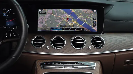 Mercedes-Benz E-Class W213 E250 2022 14
