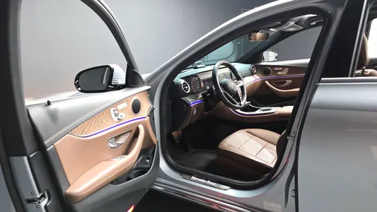 Mercedes-Benz E-Class W213 E250 2022 10