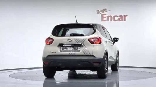 Renault Korea QM3 RE 2014 4