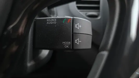 Renault Korea QM3 RE 2014 19