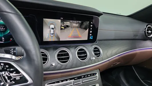 Mercedes-Benz E-Class W213 E250 AMG Line 2023 15