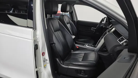 Land Rover 디스커버리 스포츠 2.0 TD4 SE (150) 2019 26
