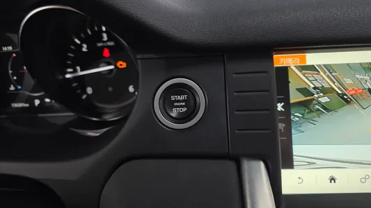 Land Rover 디스커버리 스포츠 2.0 TD4 SE (150) 2019 30