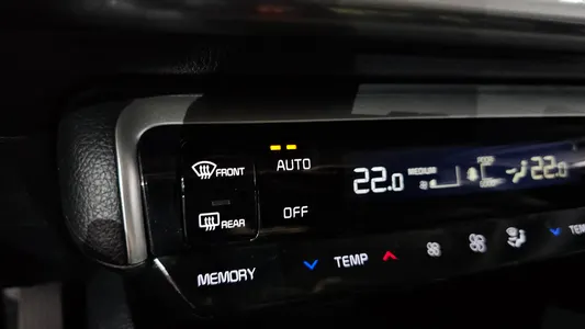 Kia K5 3 2.0 LPI() 2022 18