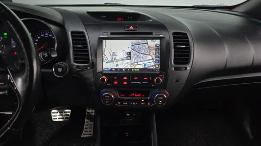 Kia K3 2016 13