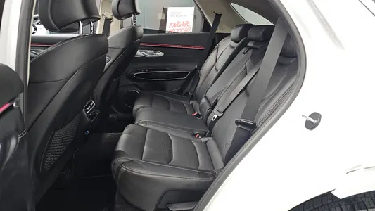 Genesis GV70 2.5T 2WD 2024 12