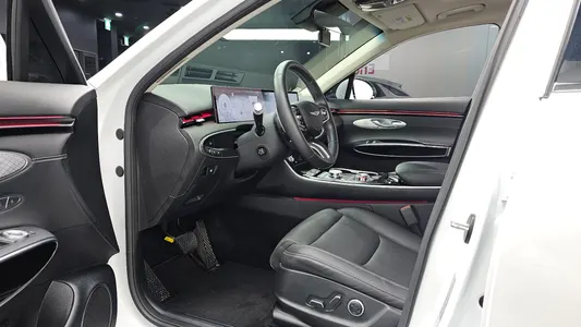 Genesis GV70 2.5T 2WD 2024 10