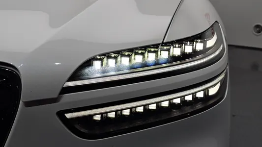 Genesis GV70 2.5T 2WD 2024 22