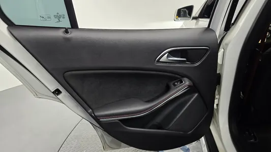 Mercedes-Benz GLA-Class X156 GLA45 AMG 4MATIC 2018 25