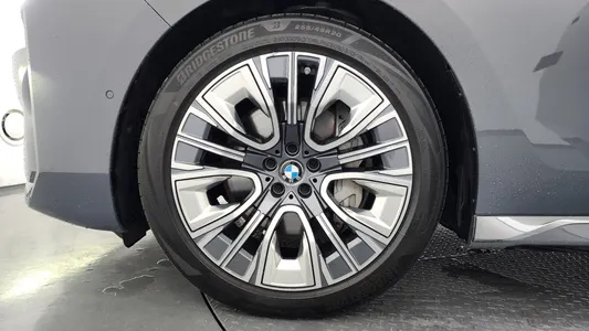 BMW 7 Series (G70) 740i sDrive 2023 5