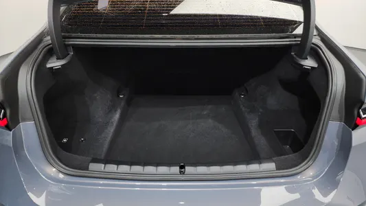 BMW 7 Series (G70) 740i sDrive 2023 27