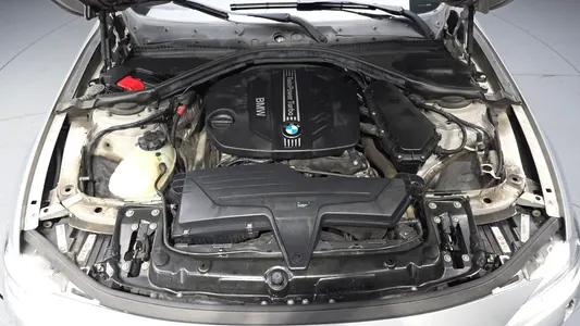 BMW 3 Series (F30) 320d 2013 6