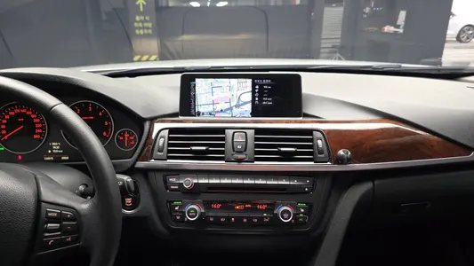 BMW 3 Series (F30) 320d 2013 14