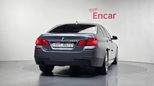 BMW 5 Series (F10) 520d M 2015 4