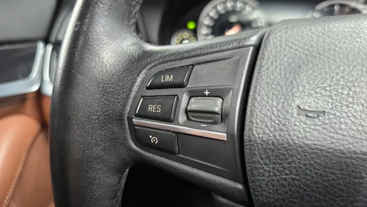 BMW 5 Series (F10) 520d M 2015 15