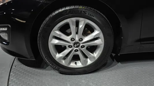 Kia K5 LPI 2011 5