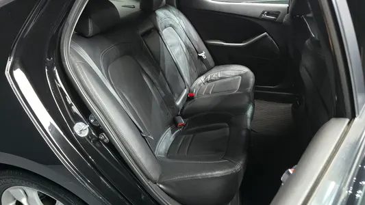 Kia K5 LPI 2011 11