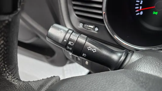 Kia K5 LPI 2011 15
