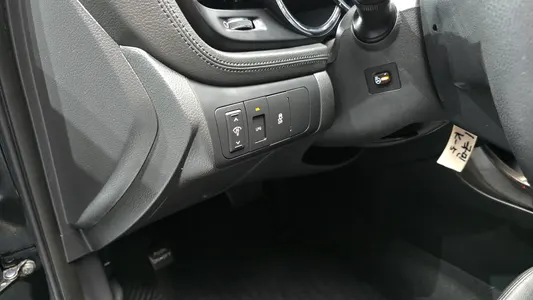 Kia K5 LPI 2011 17
