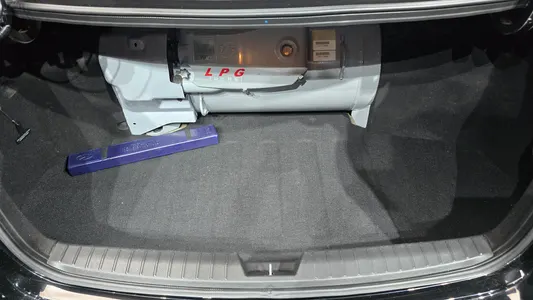 Kia K5 LPI 2011 28