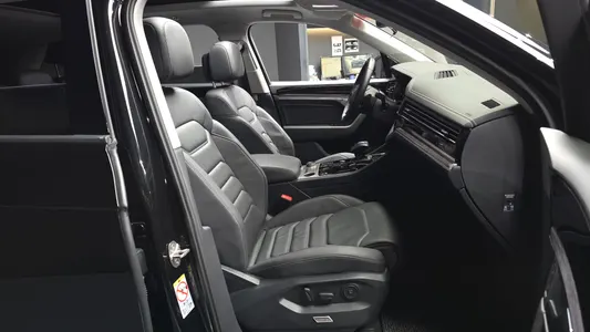 Volkswagen 3 3.0 TDI 2023 11