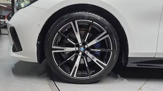 BMW 5 Series (G60) 530i xDrive M 2025 5
